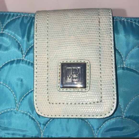 Diane Von Furstenberg Foldable Quilted Weekender Tote Bag - Picture 6 of 16